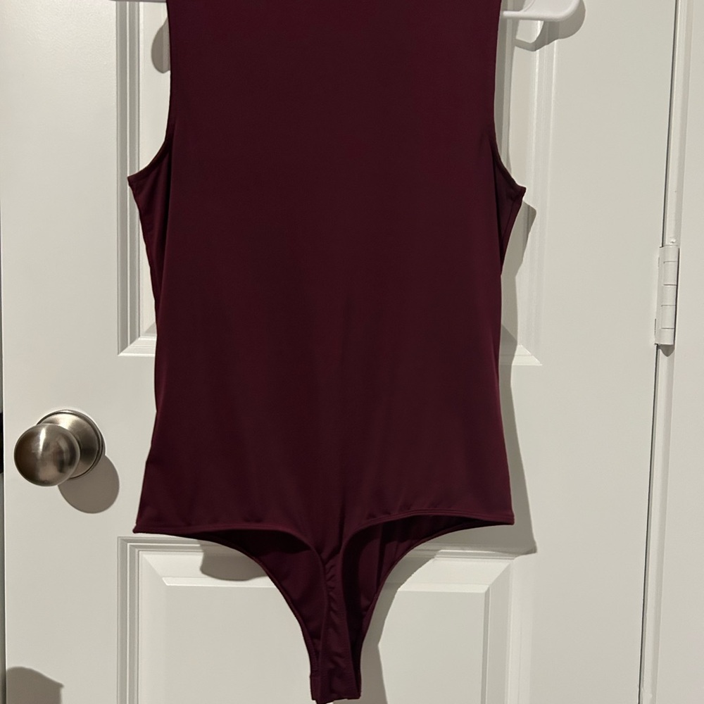 Express Deep Red Bodysuit - Picture 2 of 3